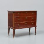 521987 Chest of drawers